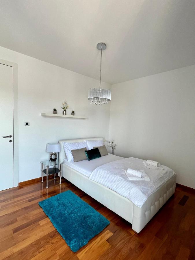 Luxury Laurus Penthouse With Awesome Sea View Apartment Primosten Ngoại thất bức ảnh