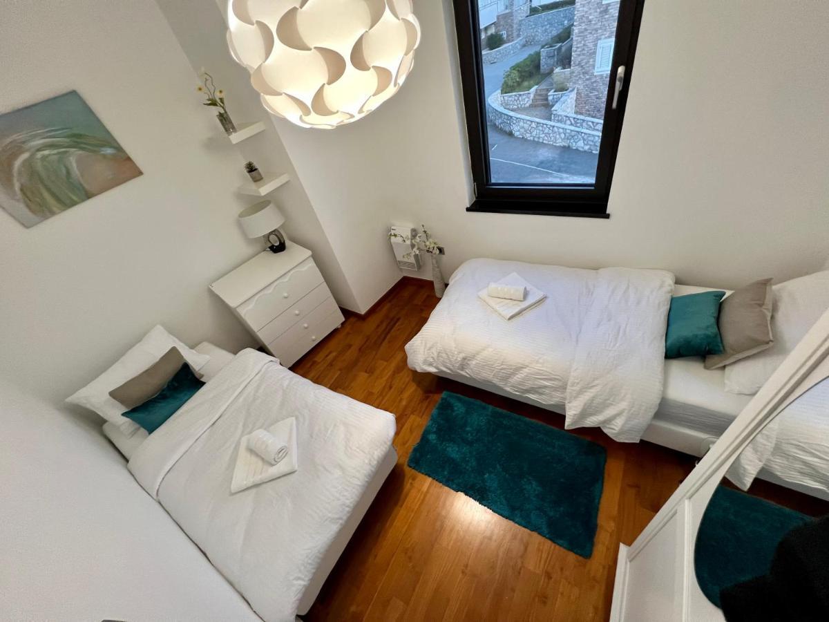 Luxury Laurus Penthouse With Awesome Sea View Apartment Primosten Ngoại thất bức ảnh